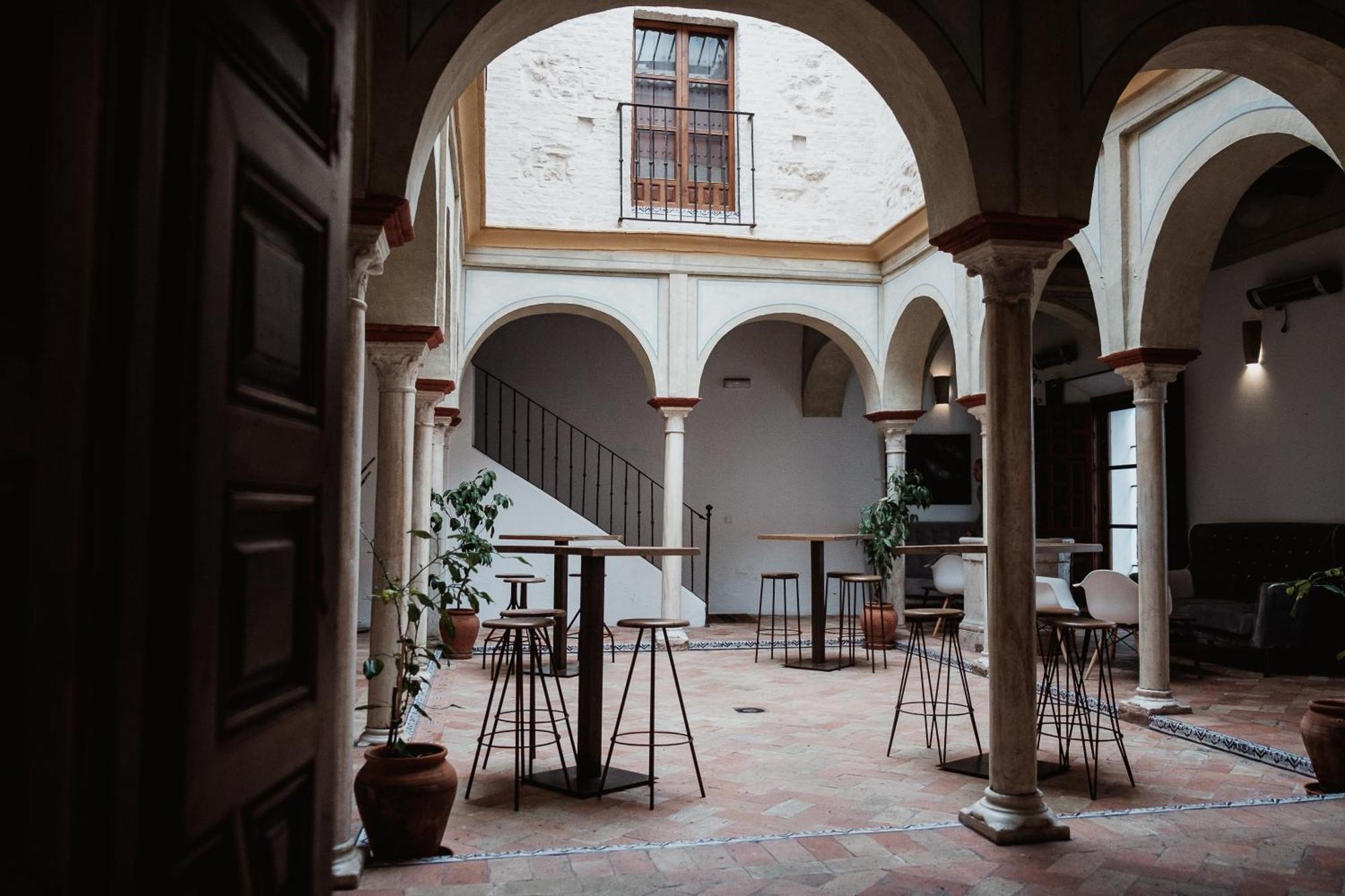 Hostal Cafe Frenteabastos Carmona  Eksteriør billede
