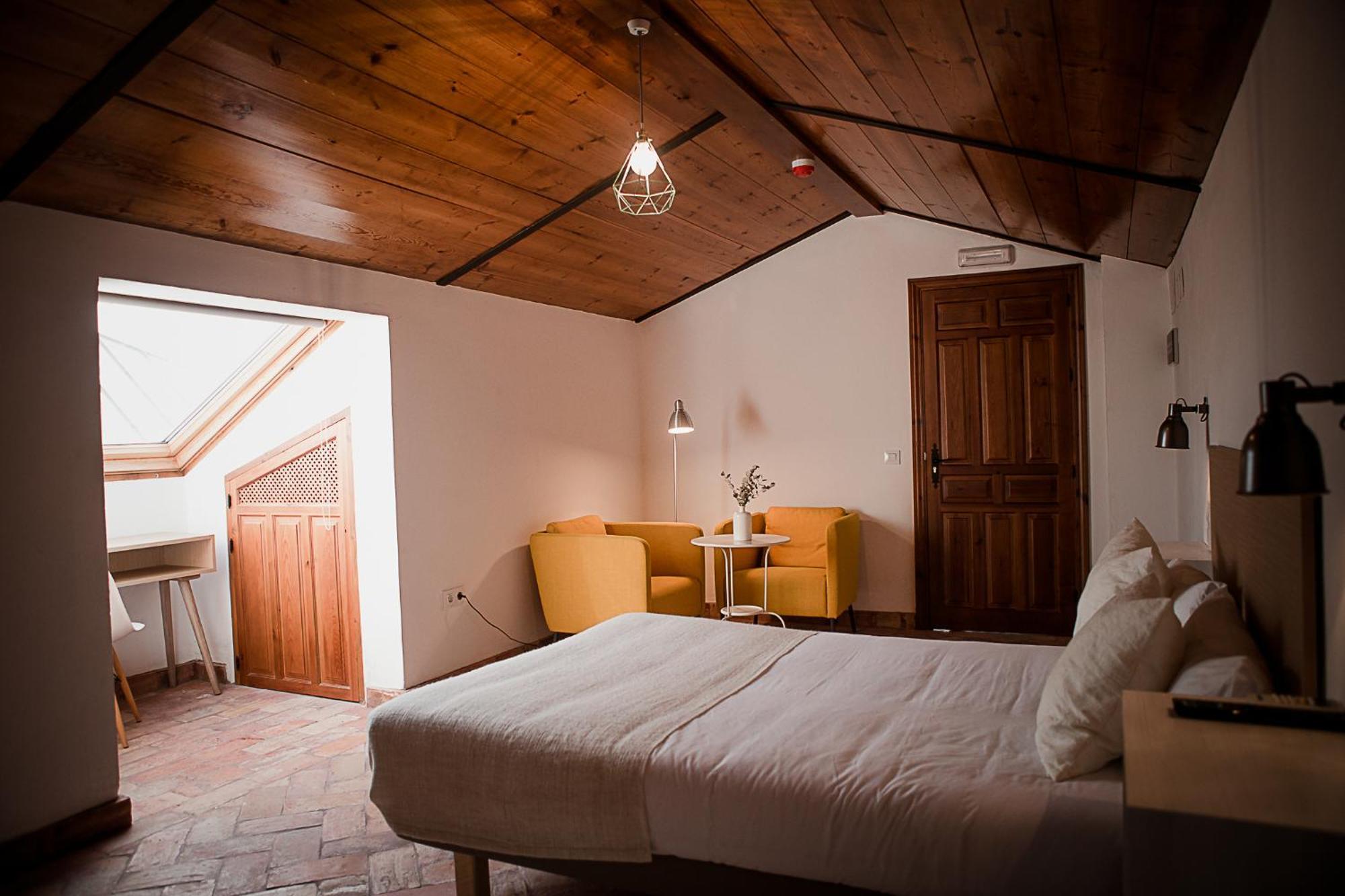 Hostal Cafe Frenteabastos Carmona  Eksteriør billede