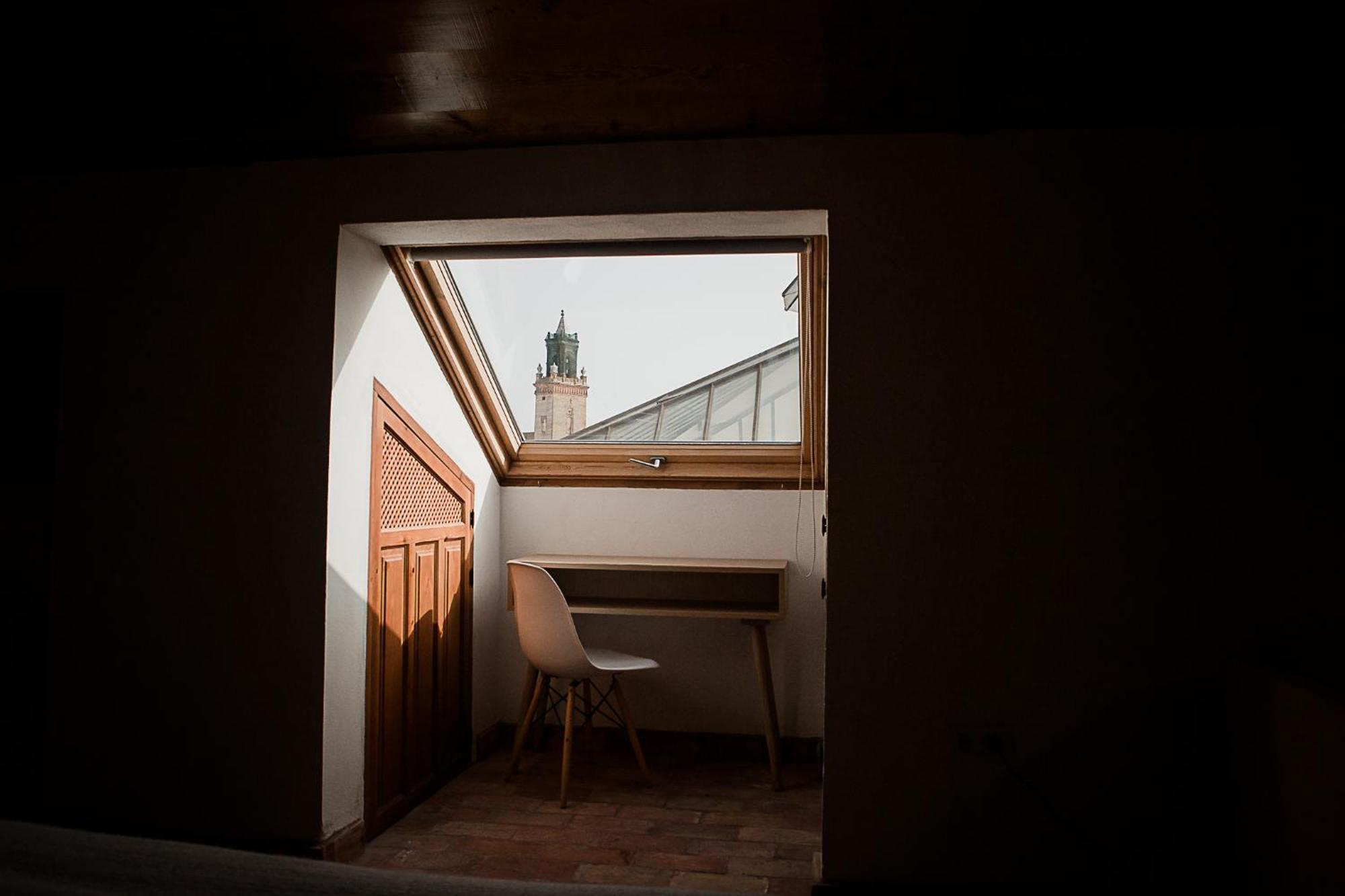 Hostal Cafe Frenteabastos Carmona  Eksteriør billede