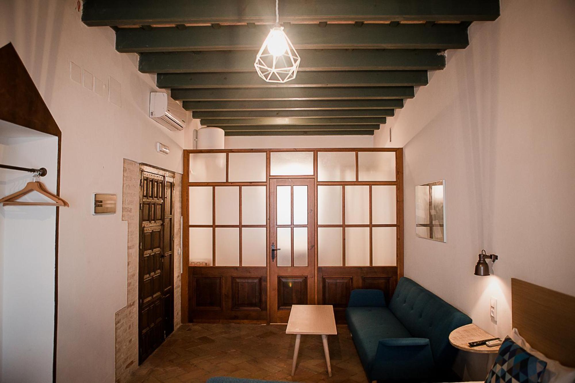 Hostal Cafe Frenteabastos Carmona  Eksteriør billede